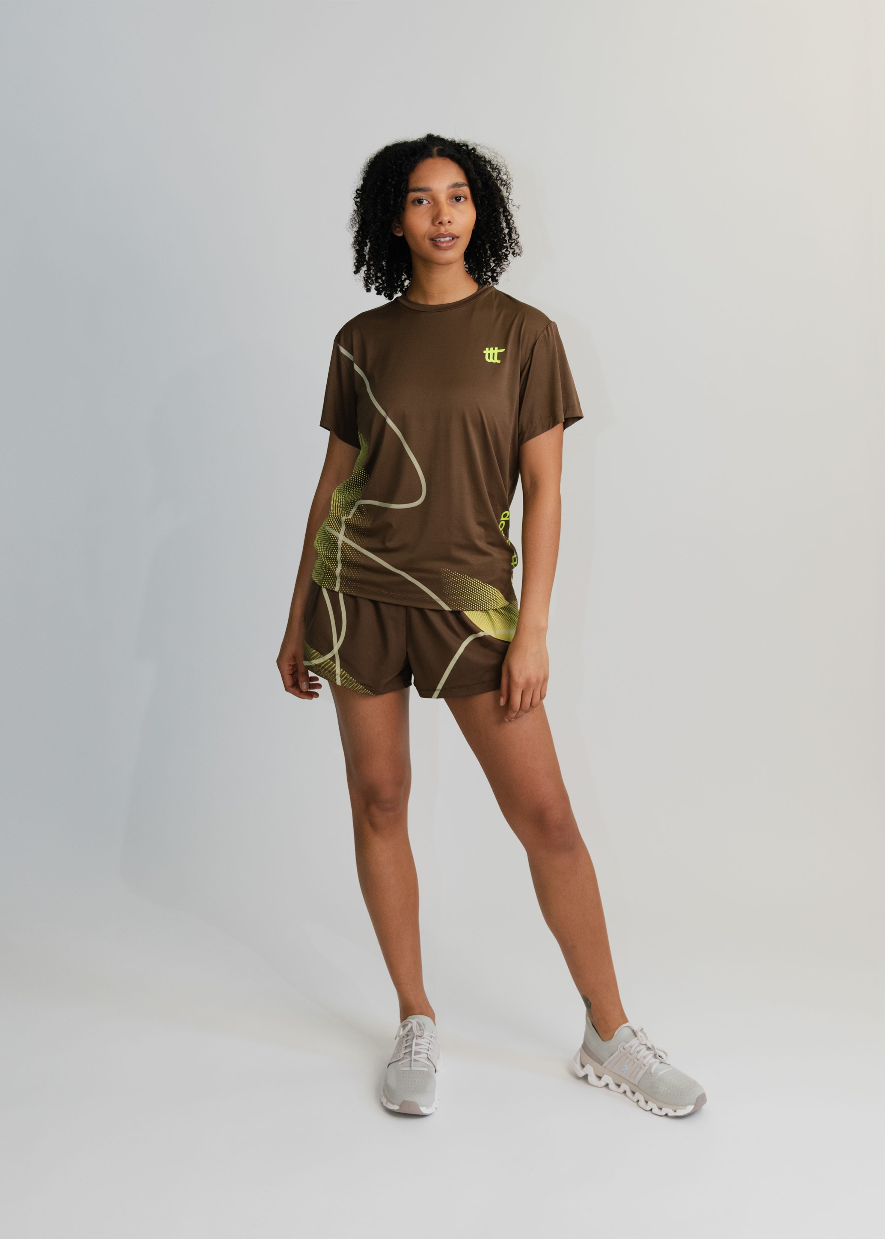 T-Shirt + Shorts