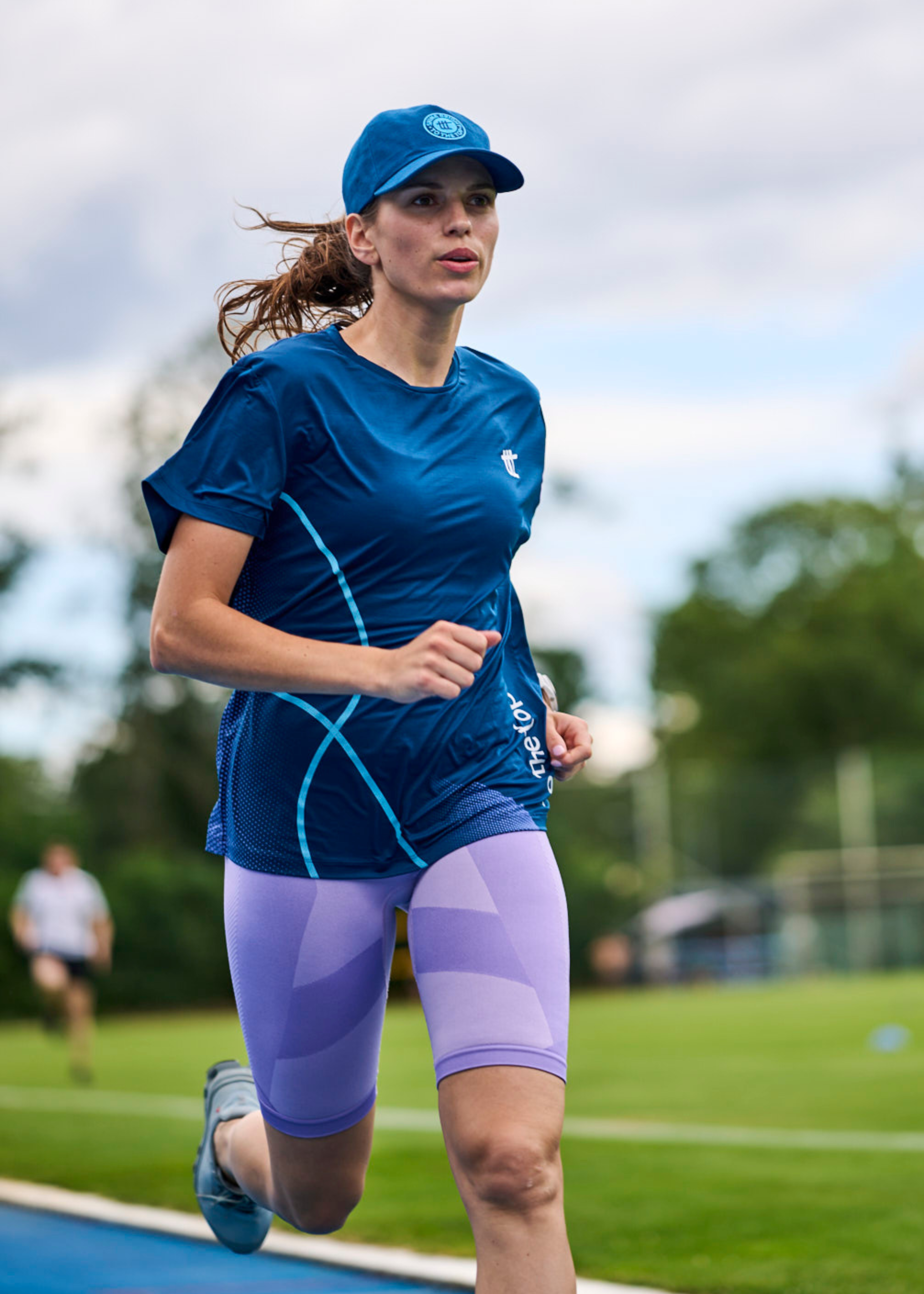 T-Shirt + Short Leggings