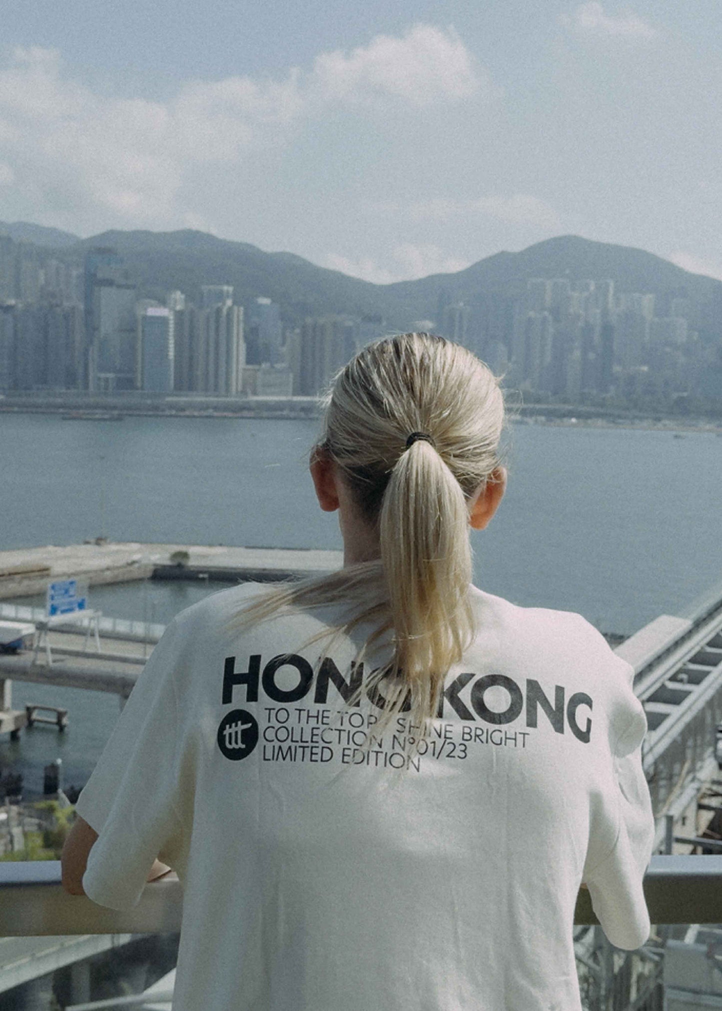 Hong Kong T-Shirt Off-White
