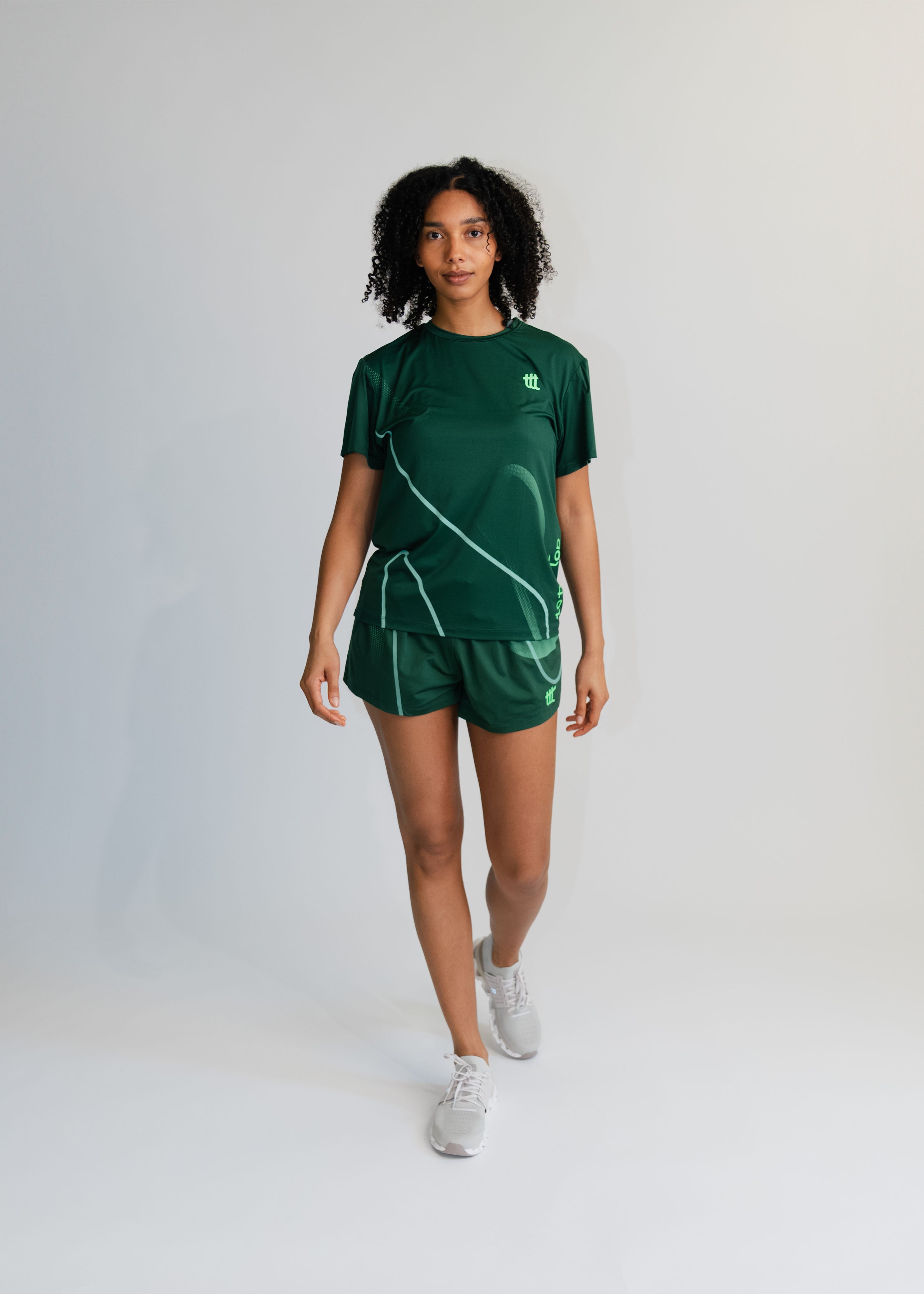 T-Shirt + Shorts