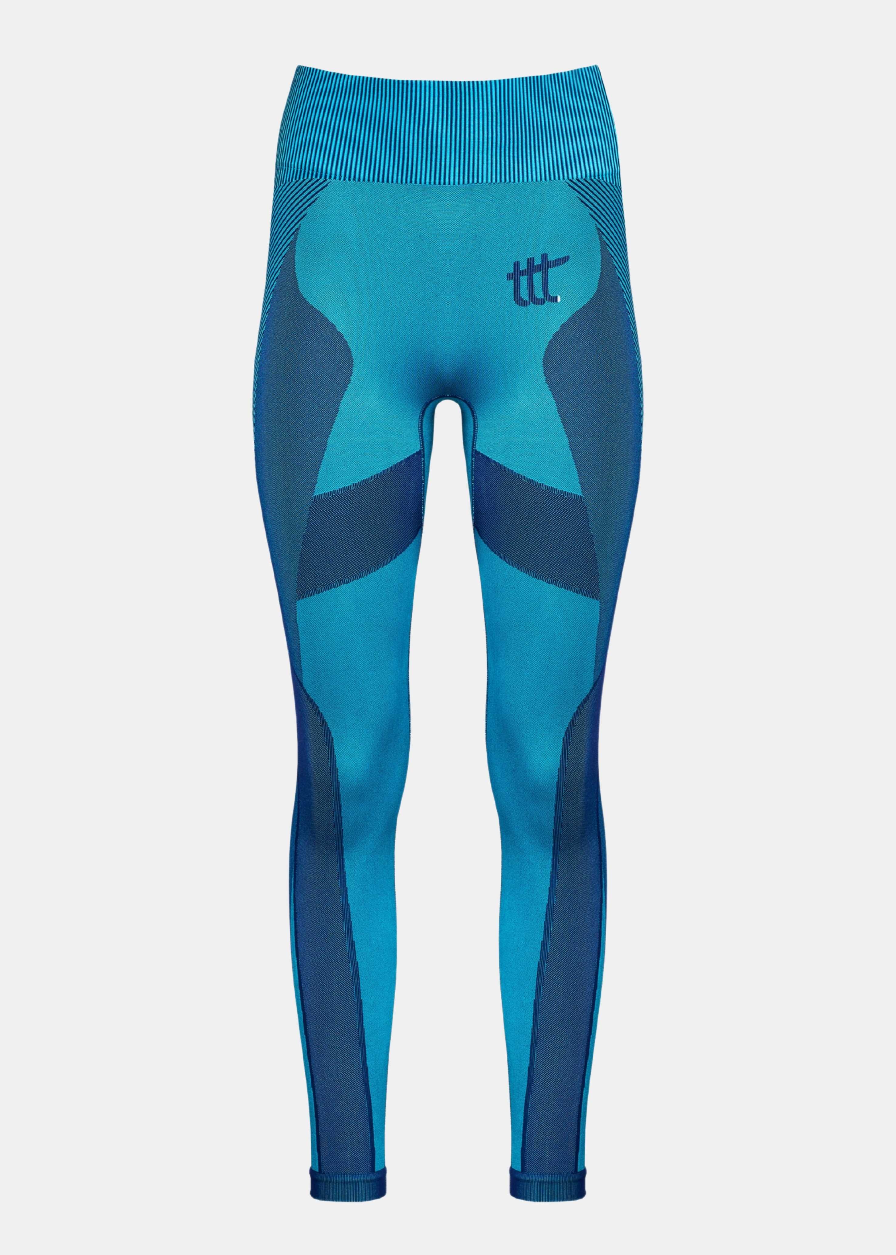 Premium seamless leggings in aqua with second-skin fit