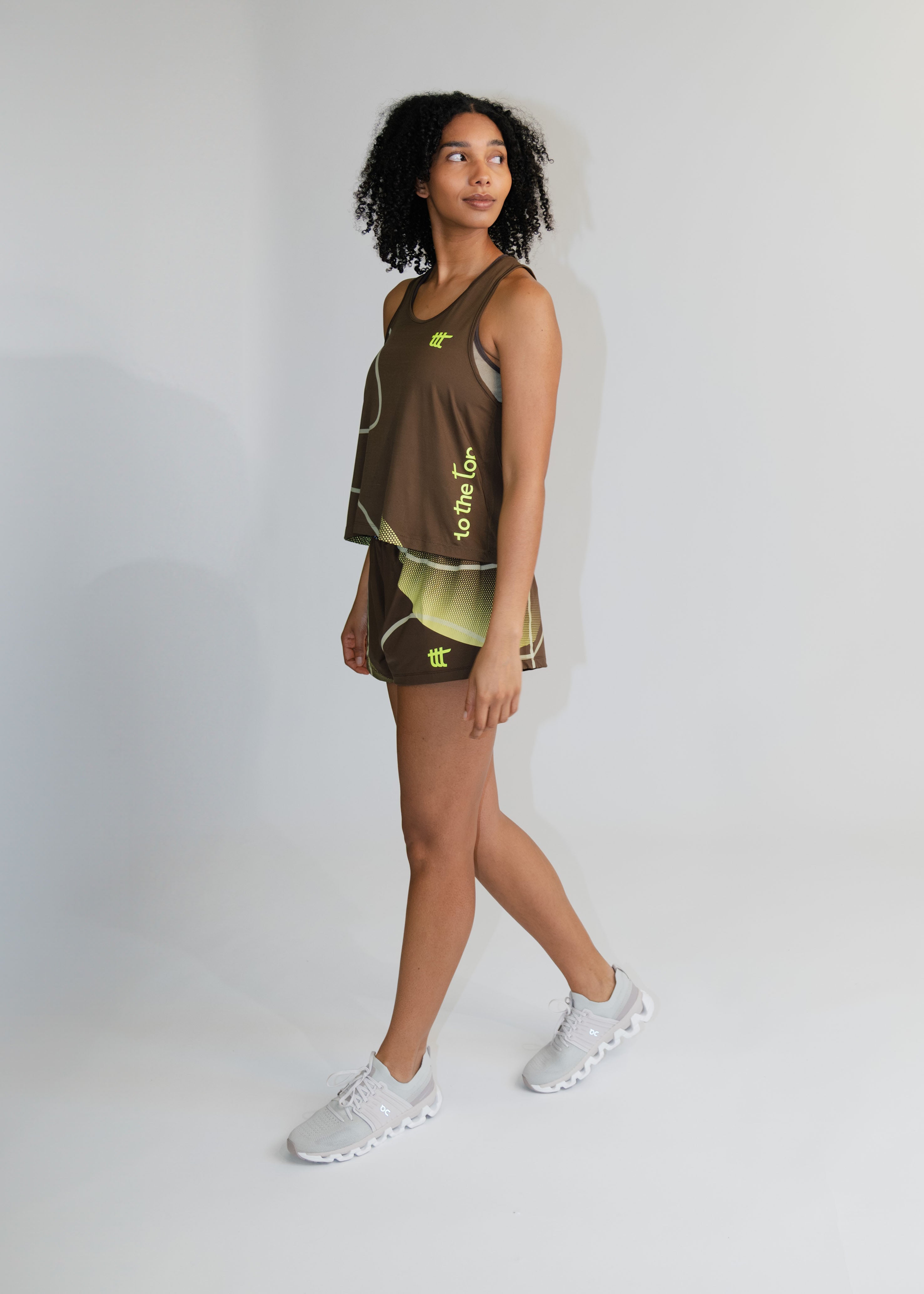 Damen Tank Top im Einsatz beim Sport – atmungsaktiv und schnelltrocknend