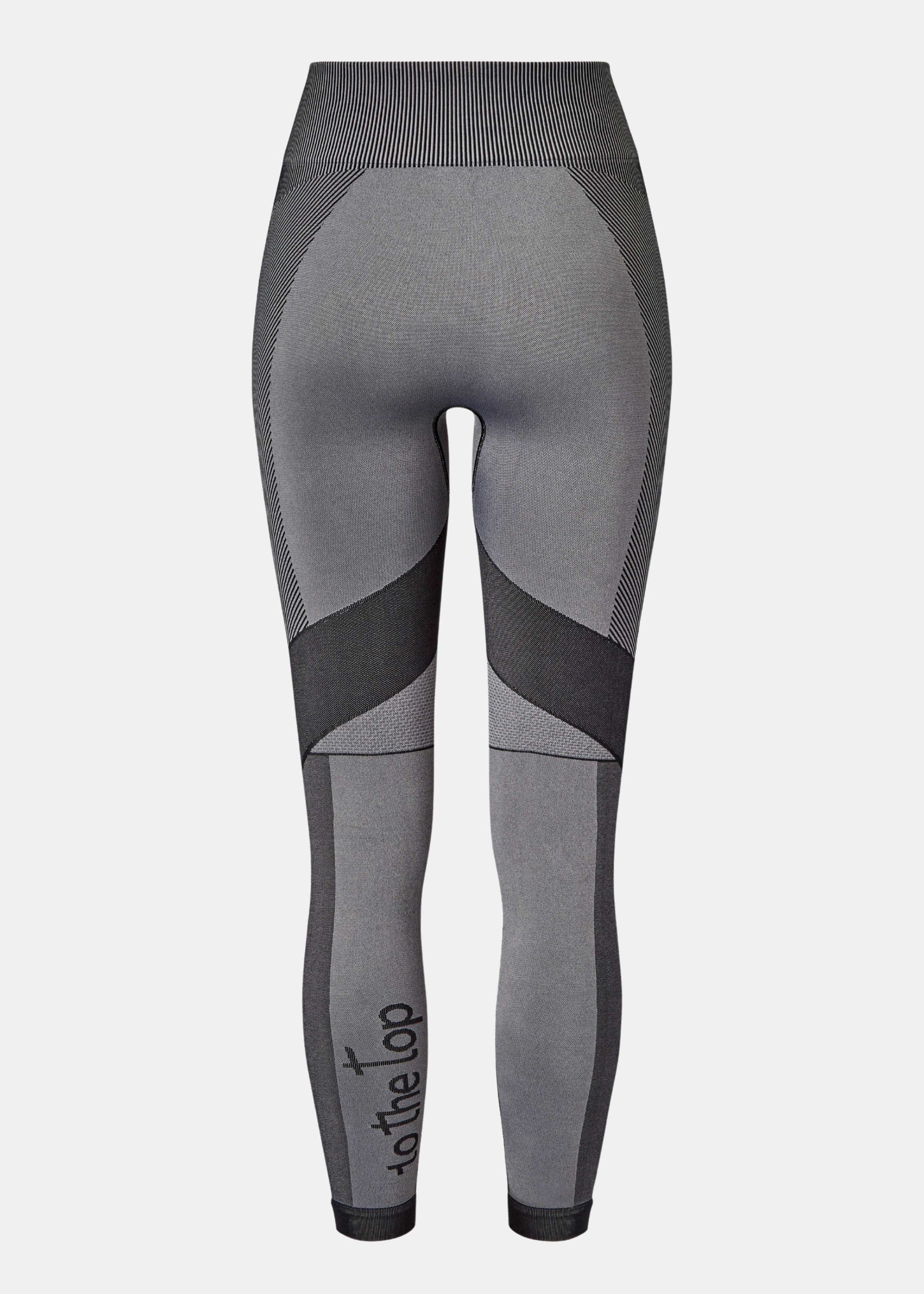 Grey seamless leggings with sculpting fit and clean design