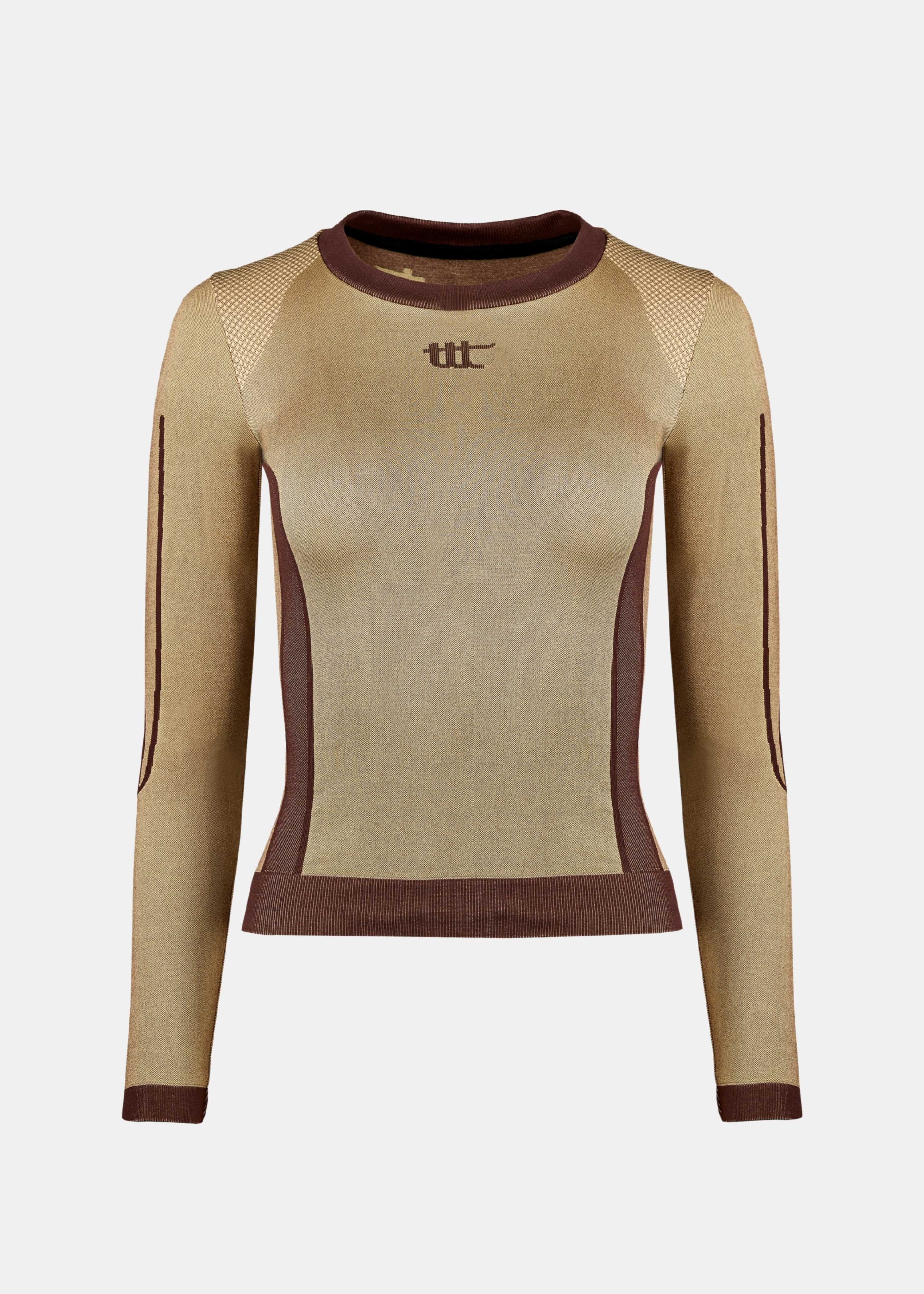 Seamless long sleeve golden brown with clean design and seamless fit