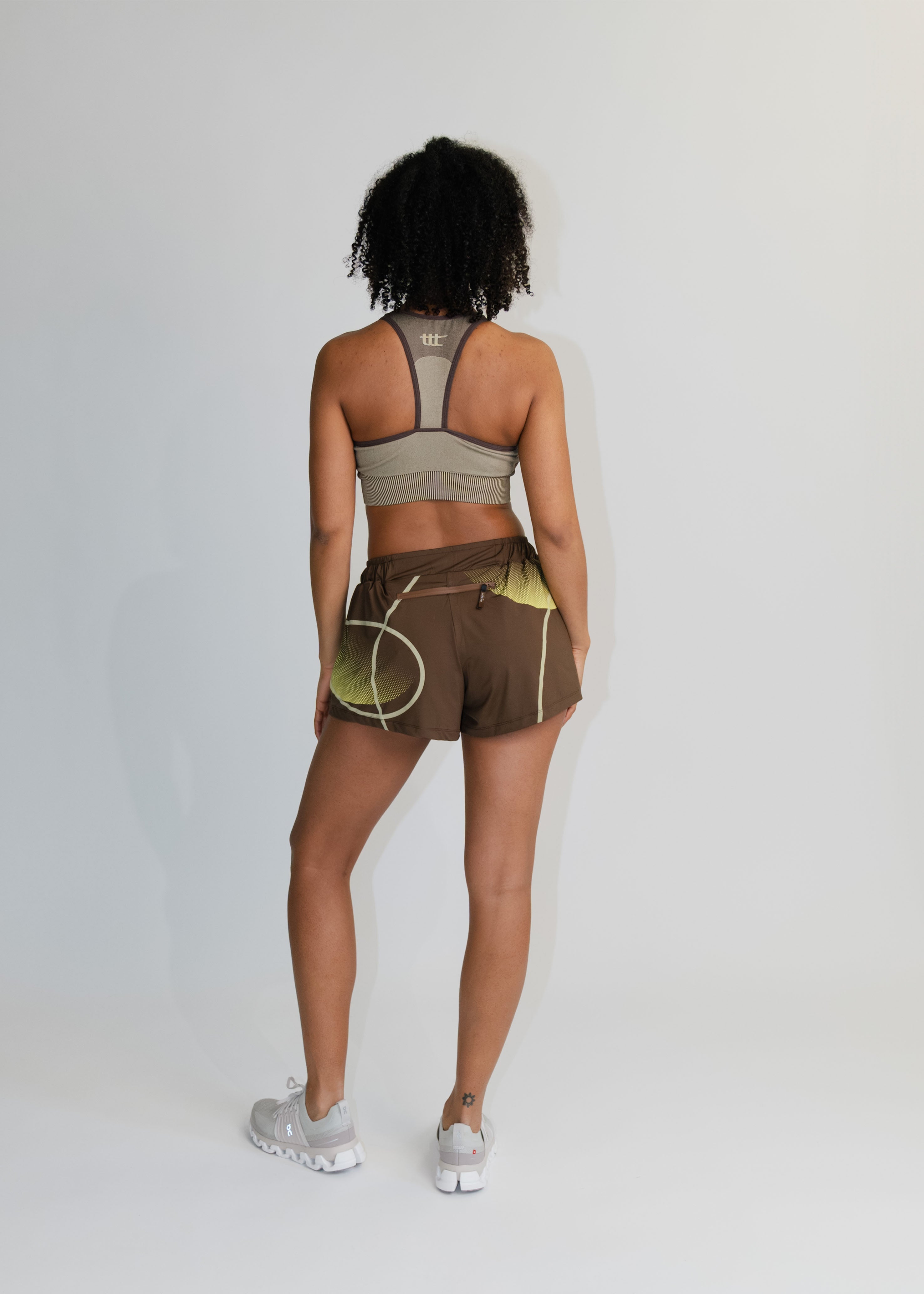 Pace Shorts Brown
